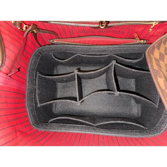 Louis Vuitton Neverfull MM Damier Ebene with Red Interior - Picture 2 of 5